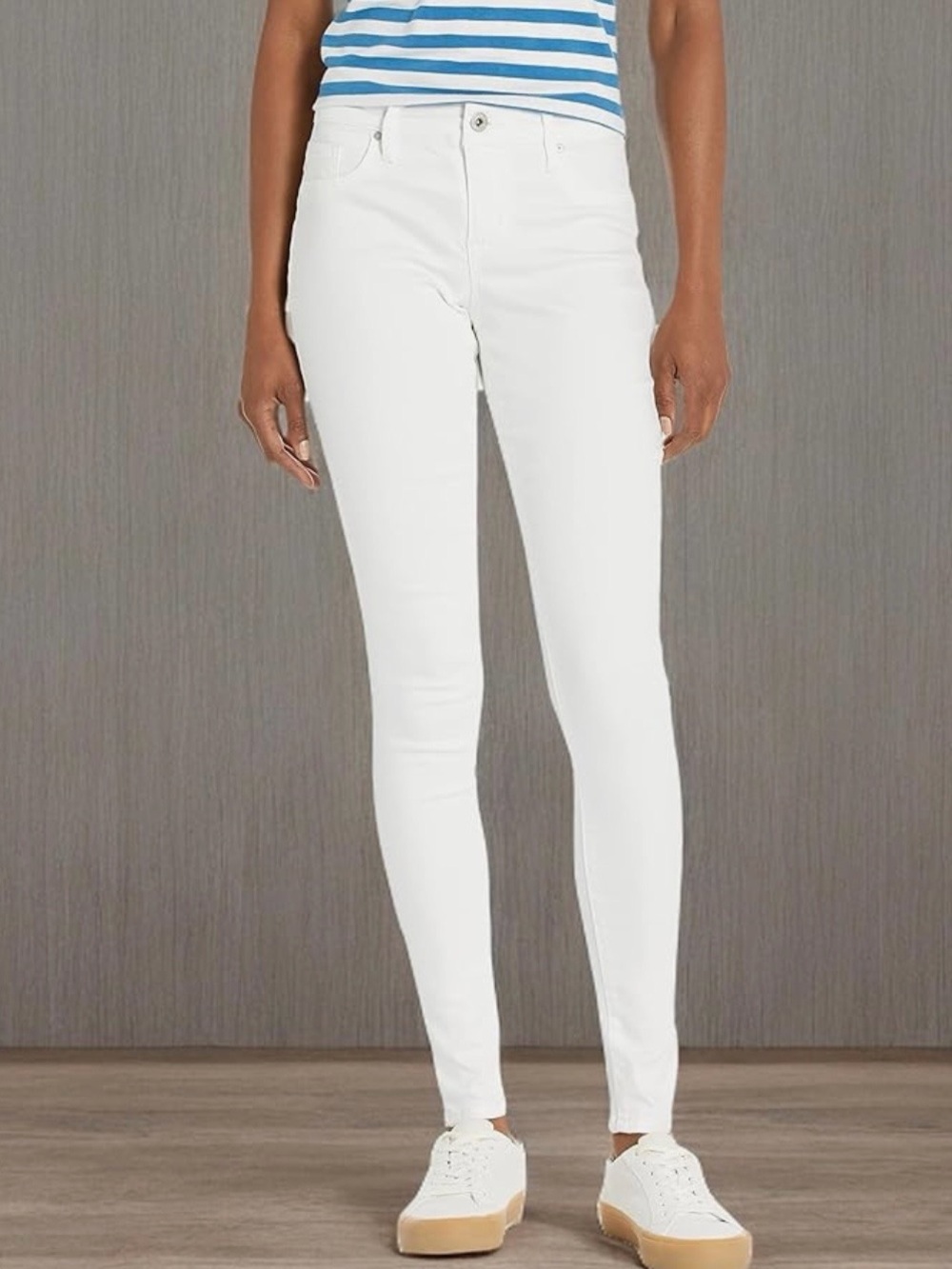 Jessica Simpson Kiss Me Super Skinny Jeans
